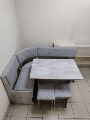 Кухонный уголок Миссия V велюр (цемент) в Нюрбе - mebel154.com