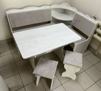 Кухонный уголок Миссия с полкой ткань в Нюрбе - mebel154.com